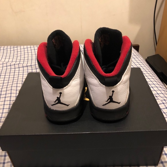 Air Jordan 10 ‘Chicago’ Size 7 youth - Picture 3 of 7